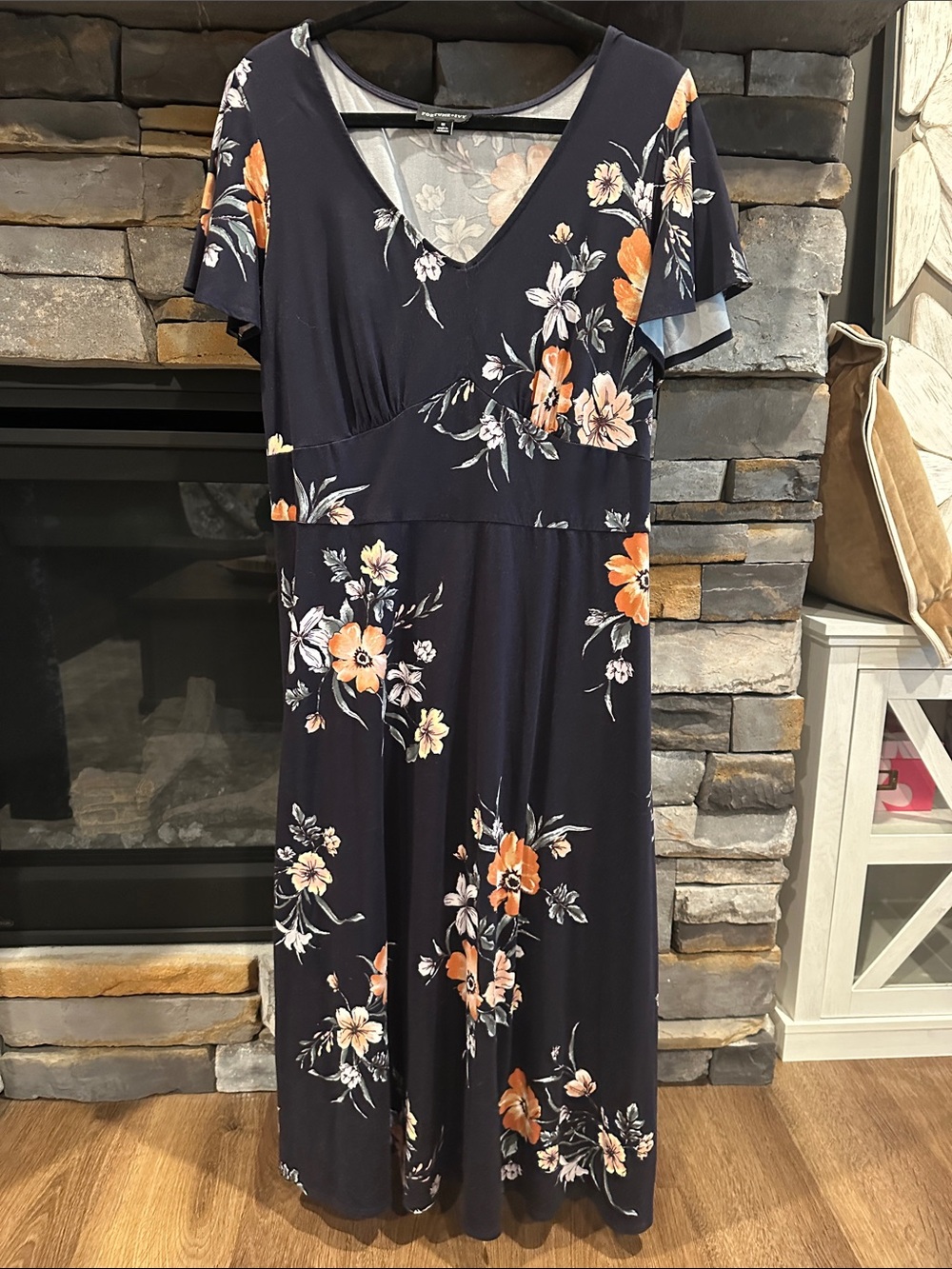 Fortune + Ivy Women's Navy Floral V-Neck Midi Dress with Orange Blooms